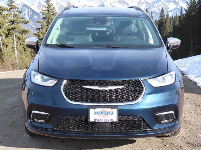 Used 2023 Chrysler Pacifica Limited image 8