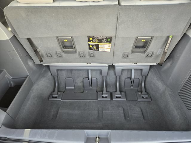 Used 2020 Toyota Sienna XLE w/ XLE Navigation Package FWD image 32