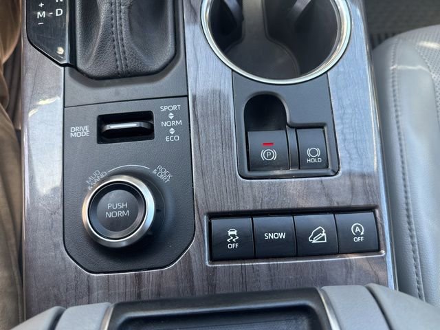 Used 2022 Toyota Highlander Limited AWD/4WD image 30