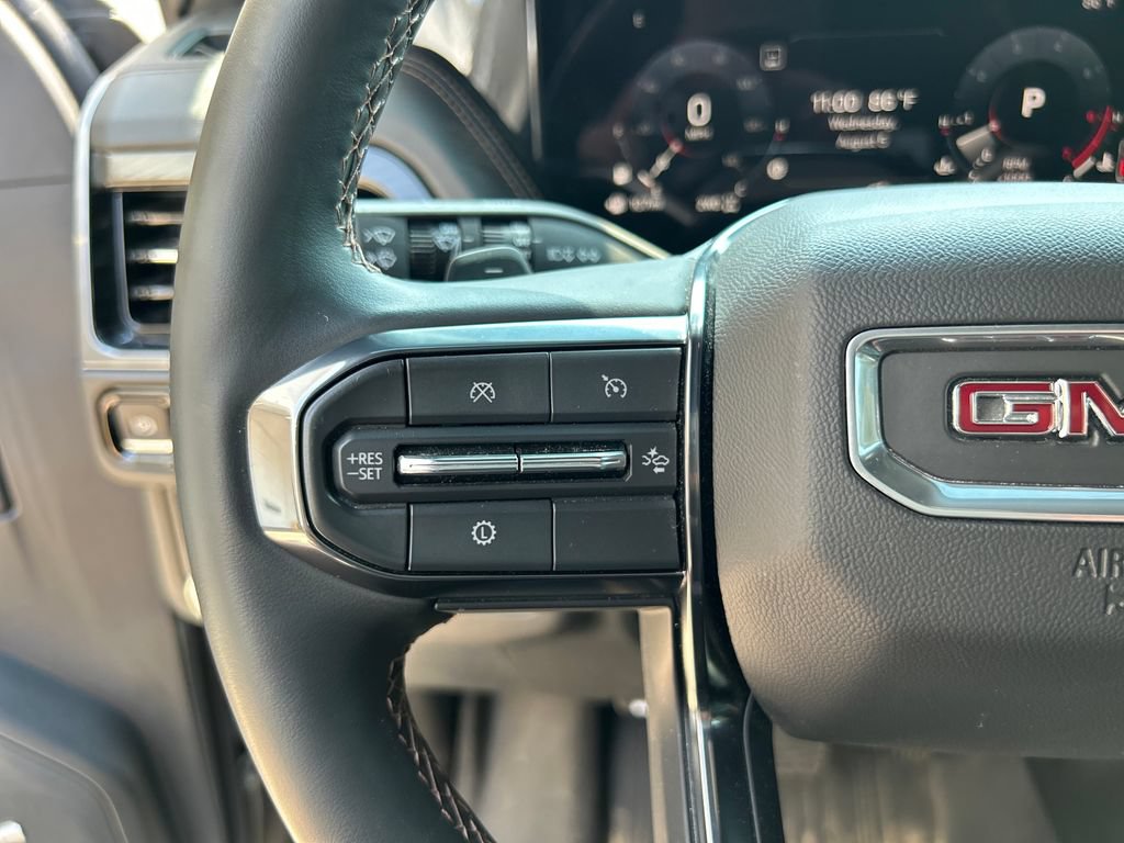 Used 2025 GMC Yukon AT4 w/ AT4 Premium Plus Package AWD/4WD image 22