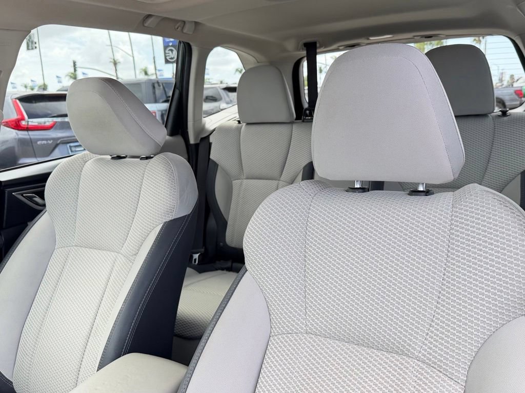 Used 2024 Subaru Forester Premium AWD/4WD image 17