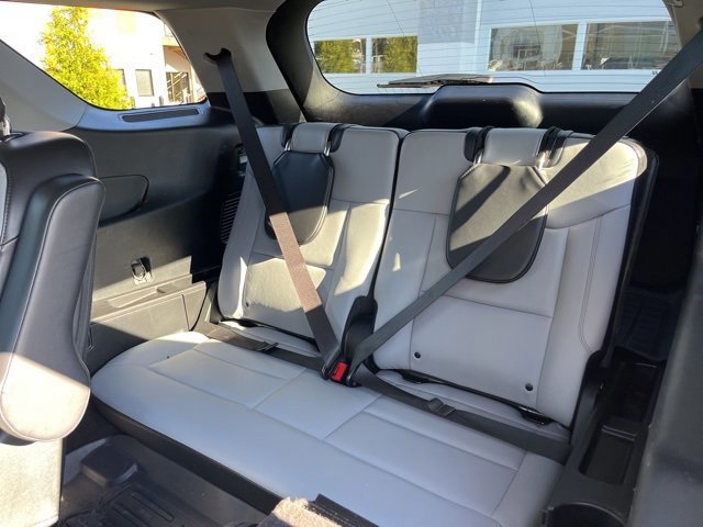 Certified 2021 Ford Explorer XLT w/ Equipment Group 202A image 22