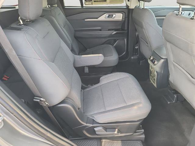 Certified 2025 Ford Explorer Active image 7