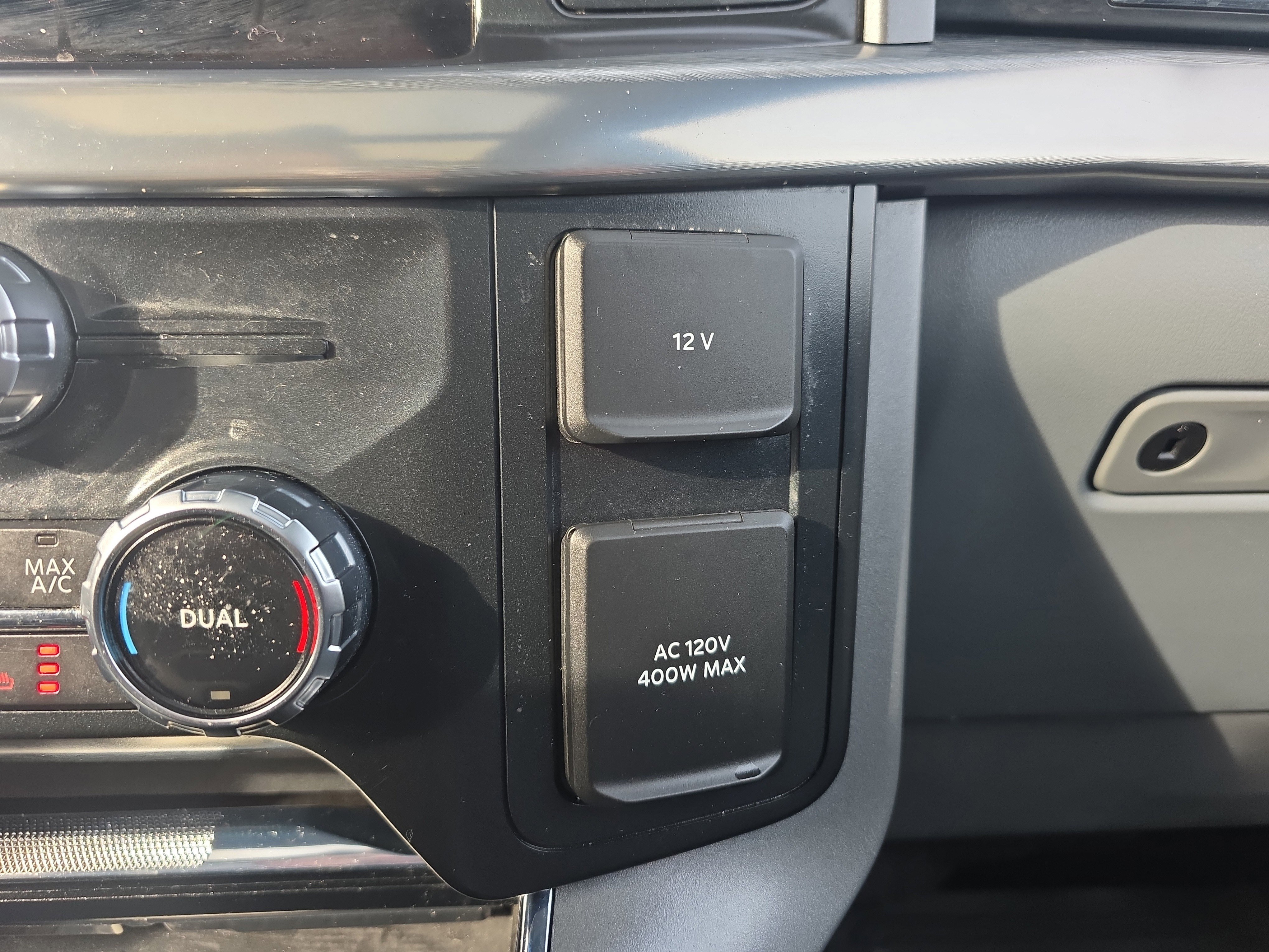 Certified 2022 Ford F150 Lariat w/ Equipment Group 502A High image 47