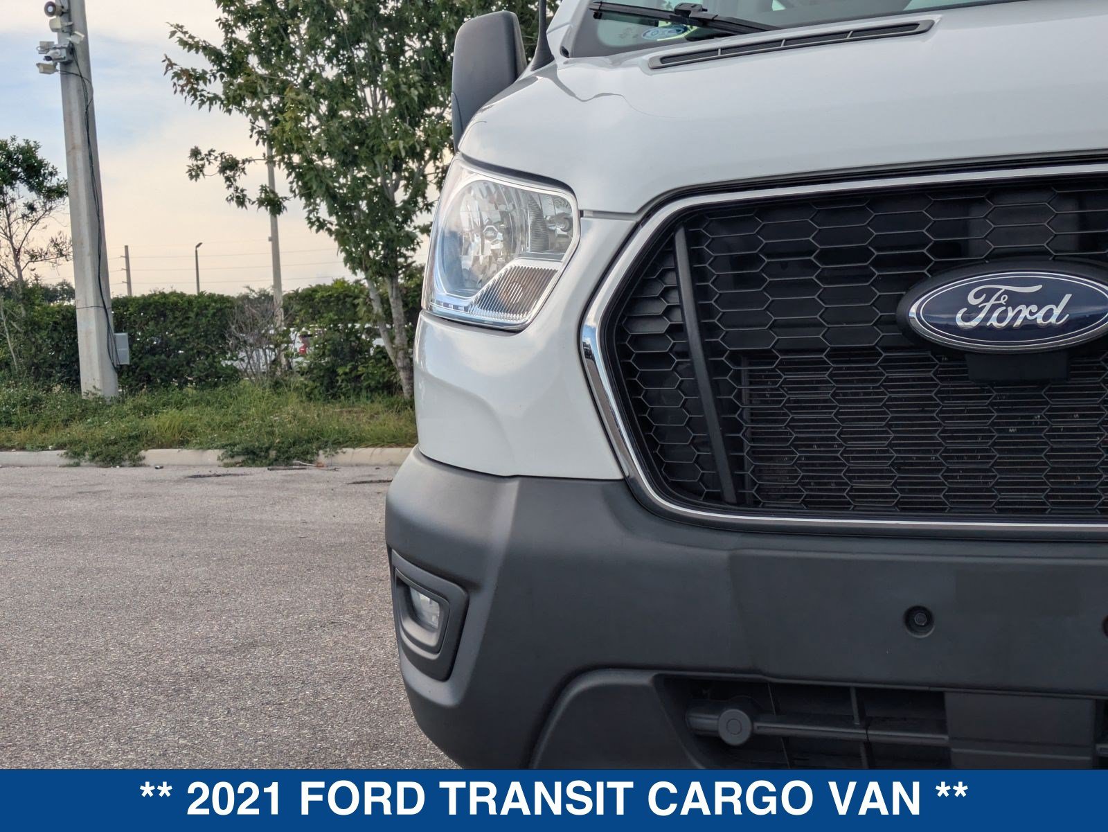 Certified 2021 Ford Transit 250 Low Roof w/ Exterior Upgrade Package RWD image 10