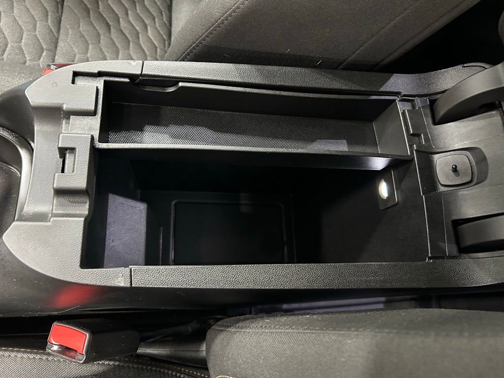 Used 2020 Chevrolet Equinox LT w/ LPO, Floor Liner Package AWD/4WD image 25