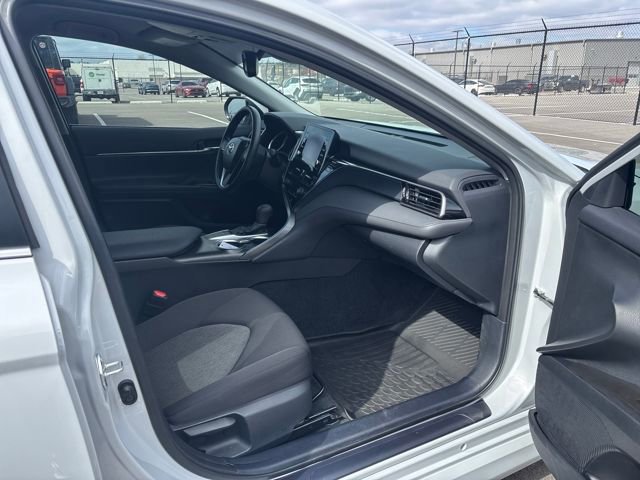 Used 2024 Toyota Camry LE w/ Convenience Package image 8