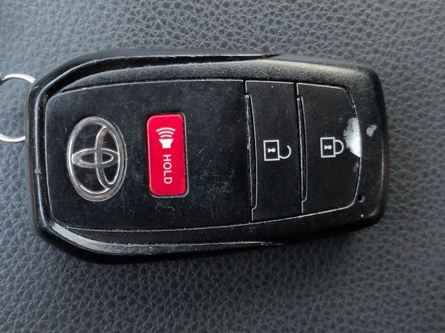Used 2024 Toyota Tacoma SR5 AWD/4WD image 27