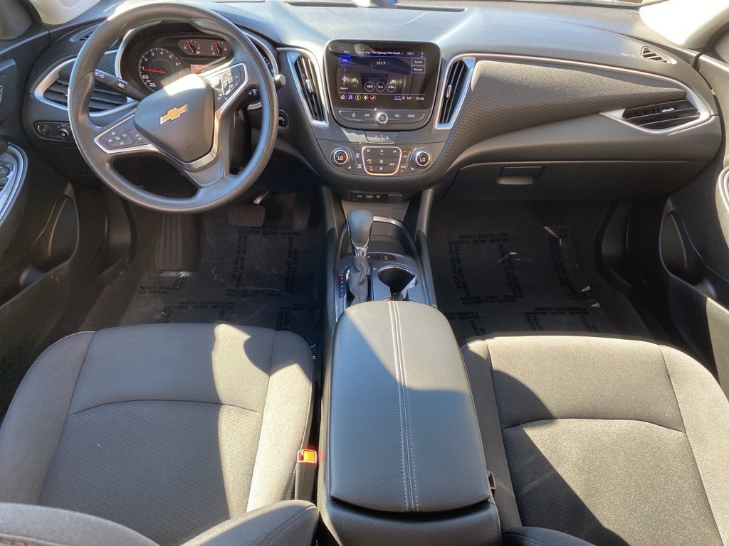 Used 2024 Chevrolet Malibu LT image 18