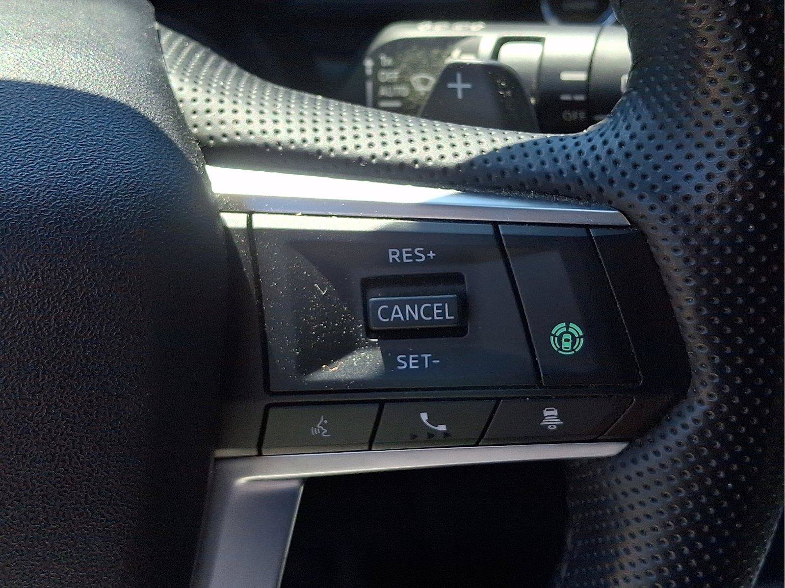 Used 2023 Mitsubishi Outlander SEL AWD/4WD image 23