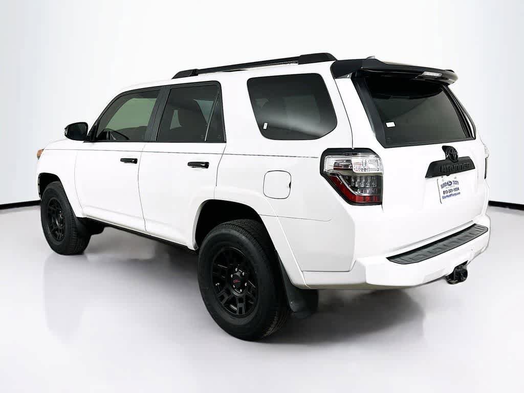 Used 2021 Toyota 4Runner Venture w/ Moonroof Package AWD/4WD image 4