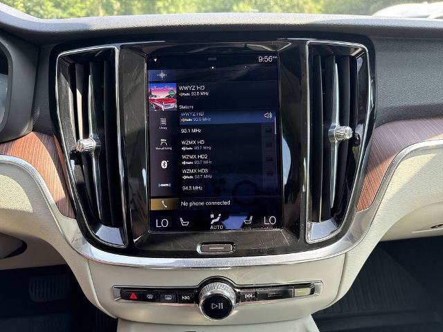 Used 2021 Volvo S60 T5 Momentum w/ Protection Package FWD image 16
