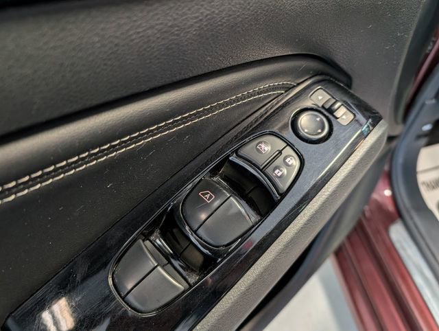 Used 2023 Nissan Altima 2.5 SL AWD/4WD image 14