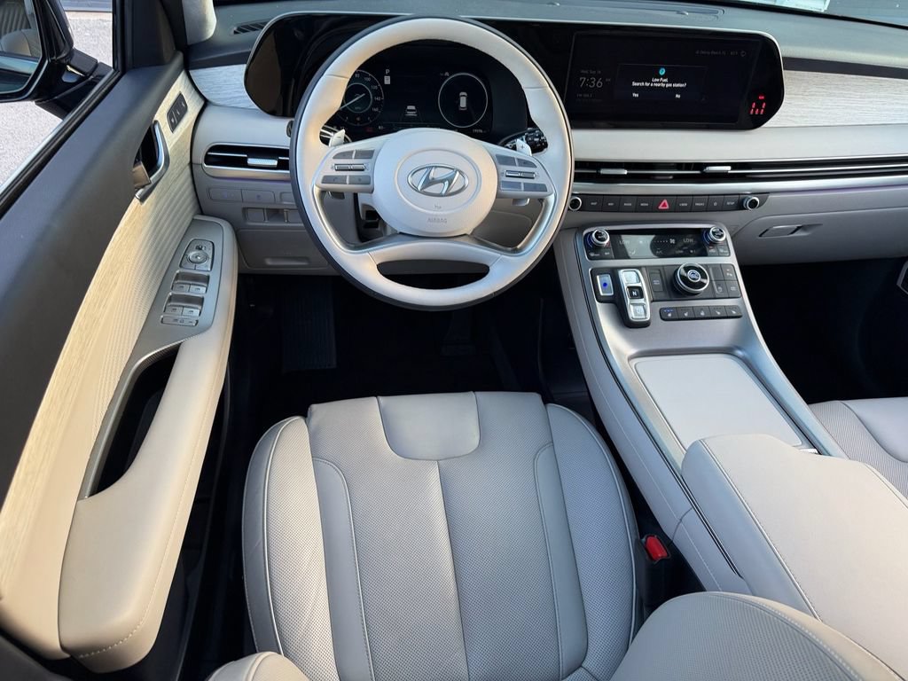 Used 2024 Hyundai Palisade Calligraphy FWD image 13