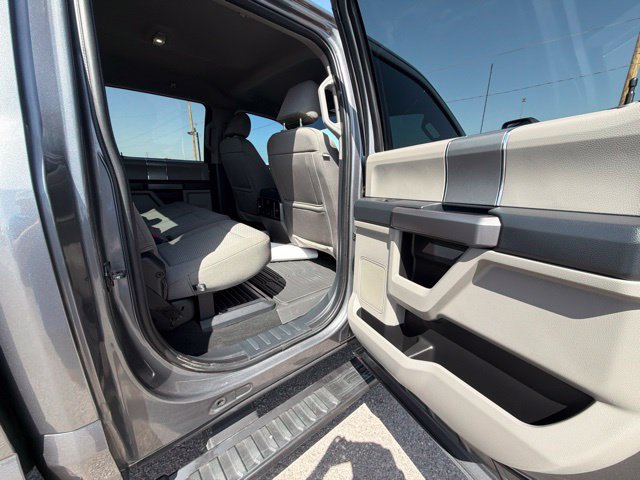 Certified 2022 Ford F250 XLT w/ Black Appearance Package AWD/4WD image 20