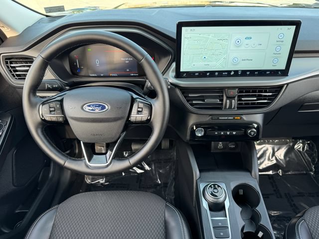 Certified 2026 Ford Escape SE w/ Class II Trailer Tow Package FWD image 4