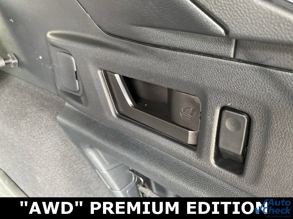 Used 2024 Subaru Outback Premium image 14