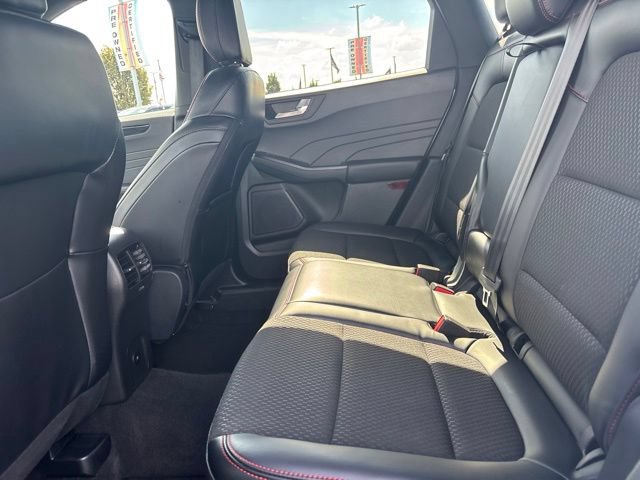 Certified 2026 Ford Escape ST-Line AWD/4WD image 31