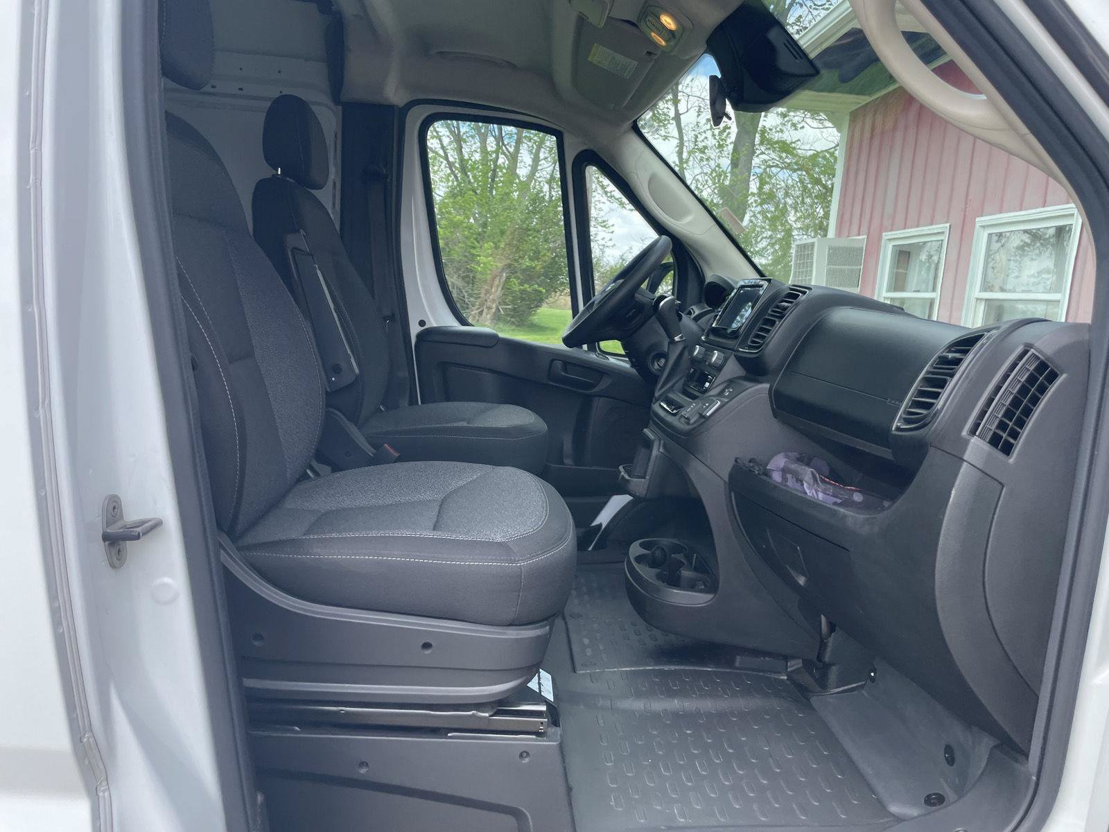 Used 2023 RAM ProMaster 2500 w/ Premium Appearance Group FWD image 27