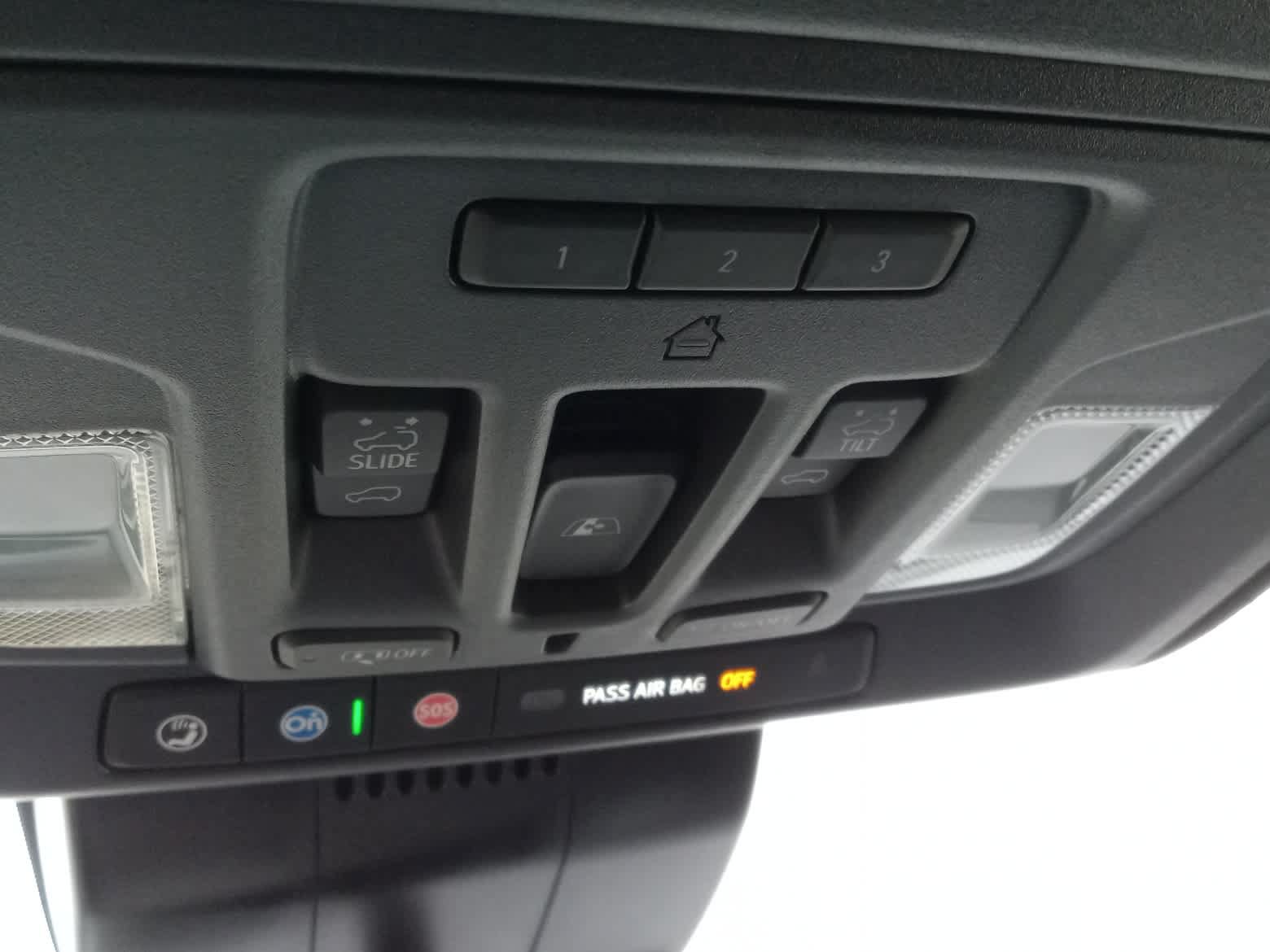 Used 2025 Chevrolet Silverado 1500 High Country w/ Midnight Edition AWD/4WD image 29