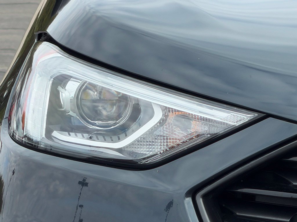 Certified 2022 Ford Edge SEL w/ Sport Appearance Package AWD/4WD image 4
