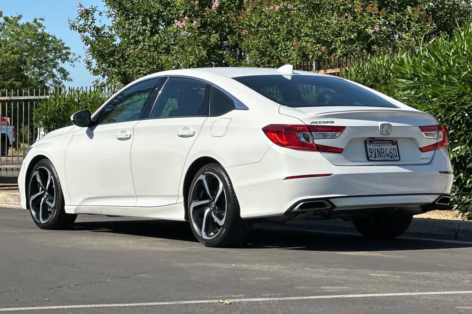 Used 2020 Honda Accord Sport image 6