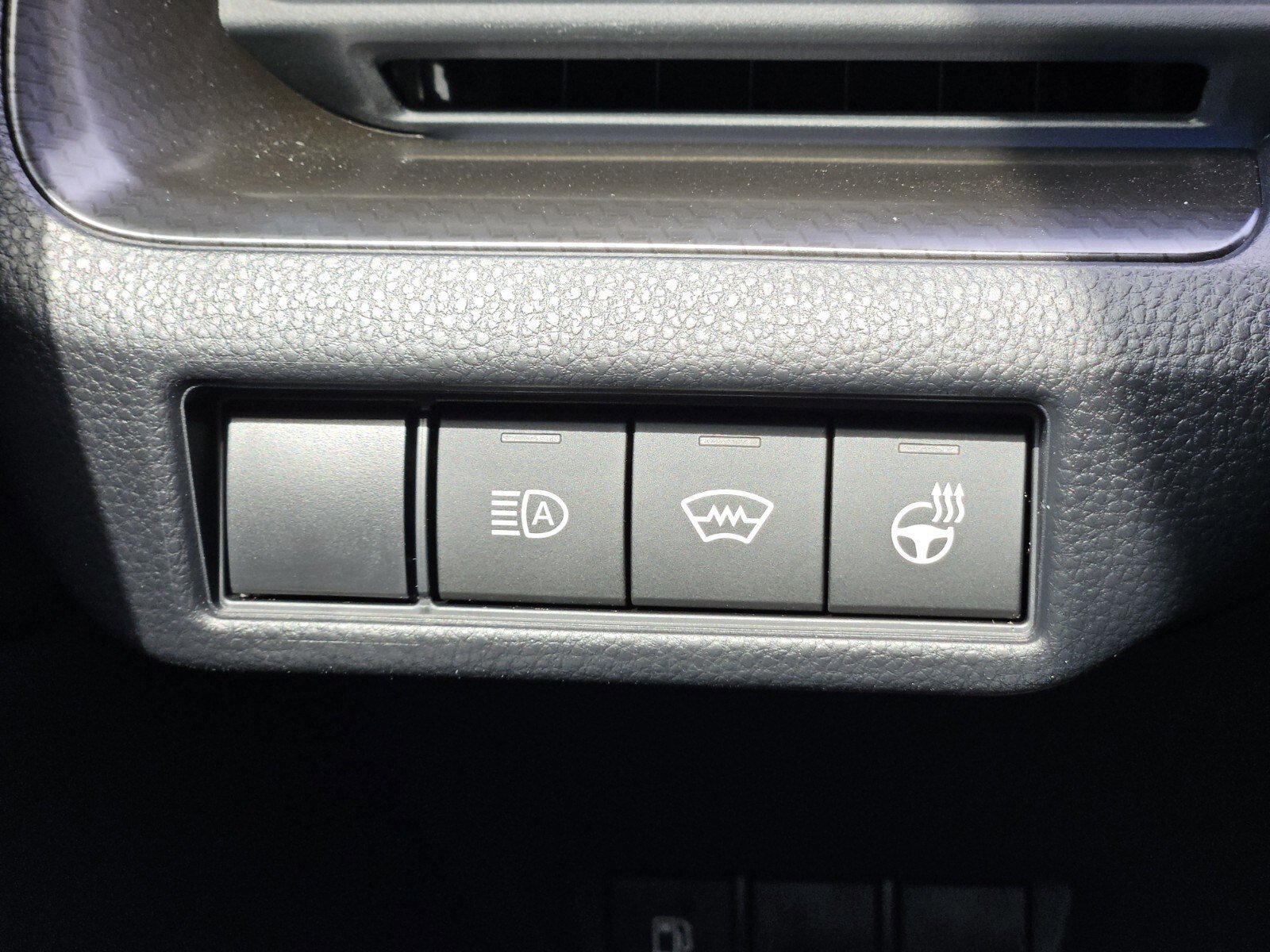 Used 2026 Toyota Prius image 24