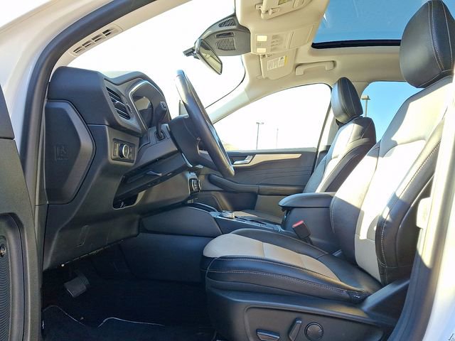 Certified 2022 Ford Escape Titanium w/ Titanium Elite Package image 13