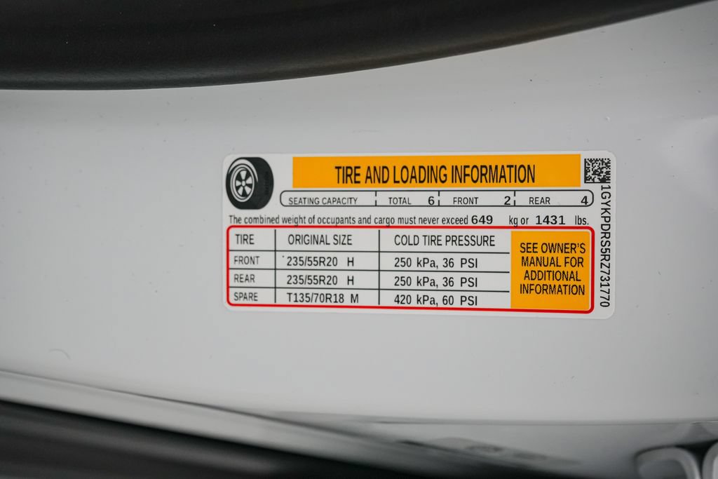 Used 2024 Cadillac XT6 Premium Luxury w/ LPO, Floor Liner Package AWD/4WD image 28