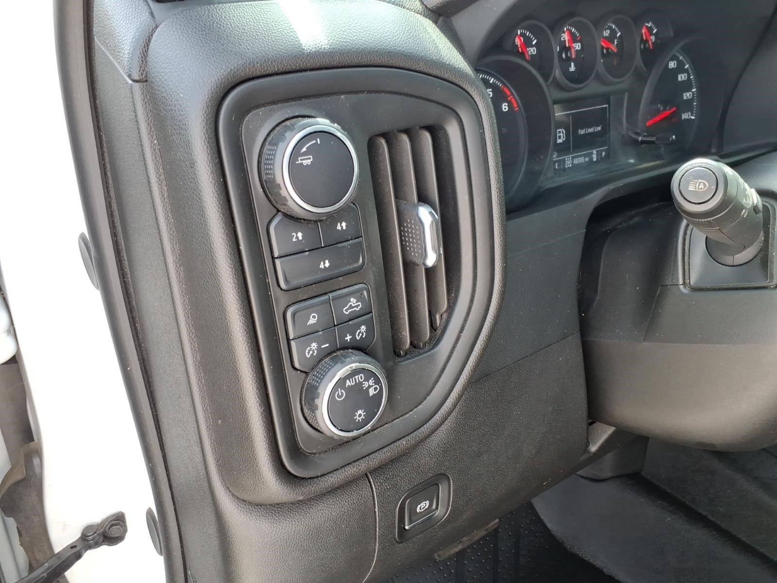 Used 2024 Chevrolet Silverado 2500 Custom w/ Custom Value Package AWD/4WD image 14