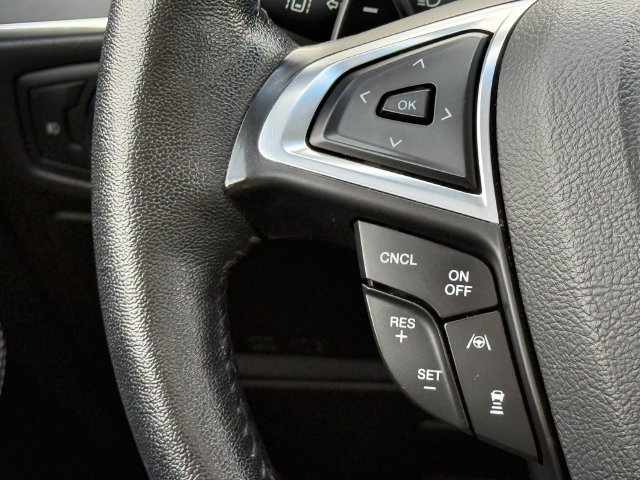Certified 2019 Ford Edge Titanium w/ Cold Weather Package AWD/4WD image 29