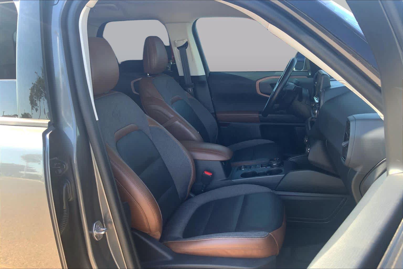 Certified 2021 Ford Bronco Sport Outer Banks w/ Outer Banks Package (96D) AWD/4WD image 9