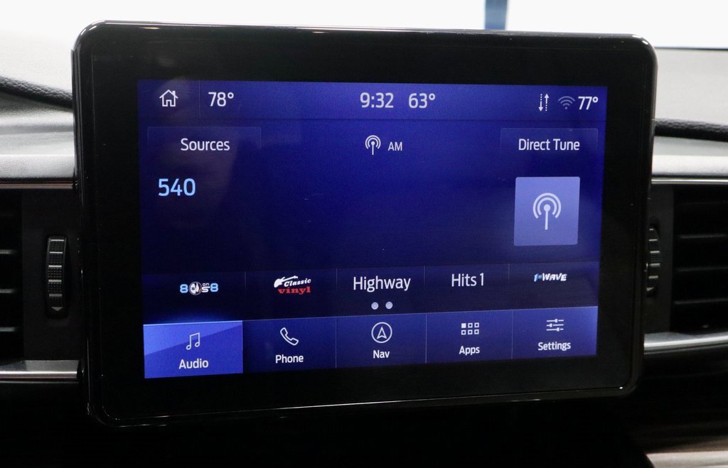 Certified 2022 Ford Explorer Limited w/ Hybrid Equipment Group 310A image 9