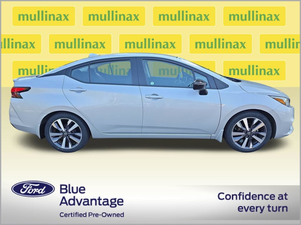Used 2020 Nissan Versa SR w/ Trunk Package FWD image 2
