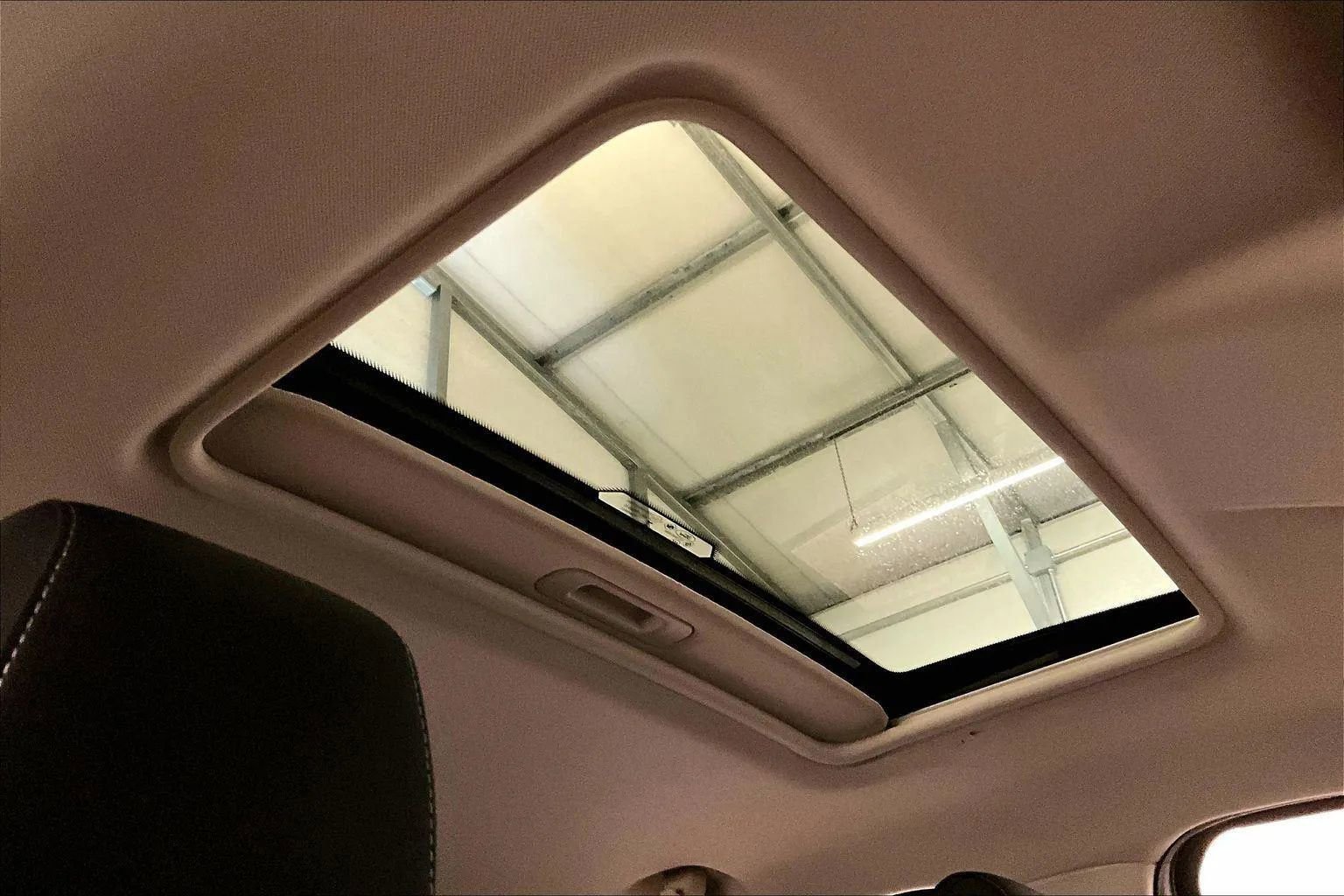 Certified 2019 Ford EcoSport SE w/ SE Convenience Package image 21