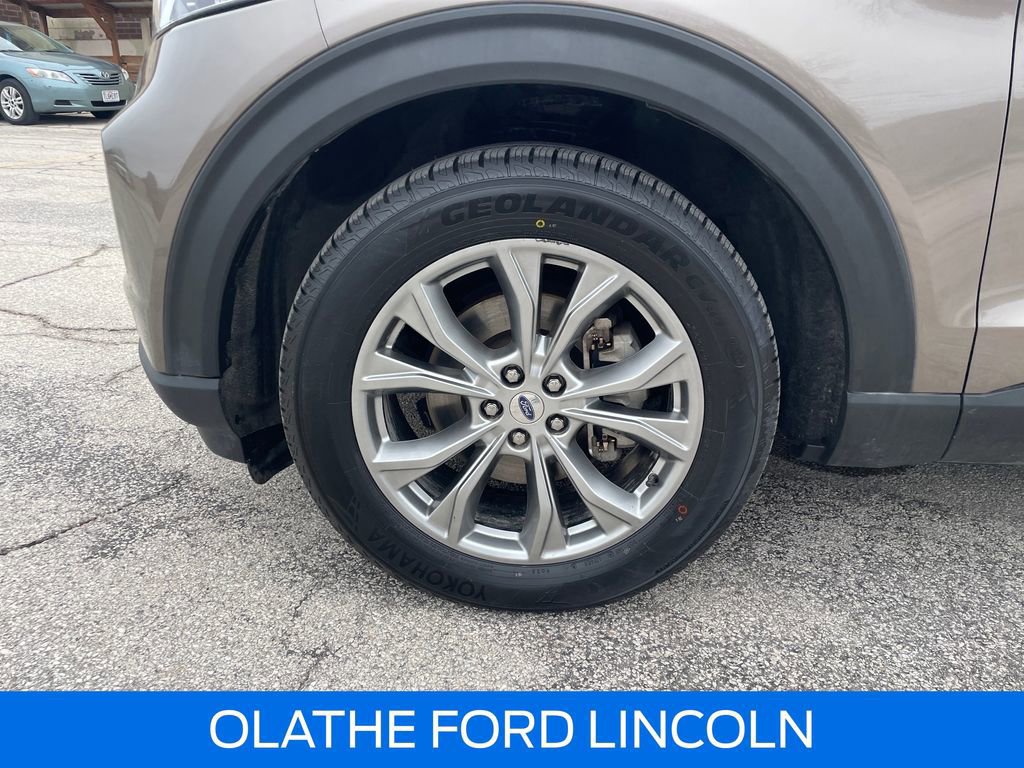 Certified 2021 Ford Explorer Limited w/ Equipment Group 301A image 29