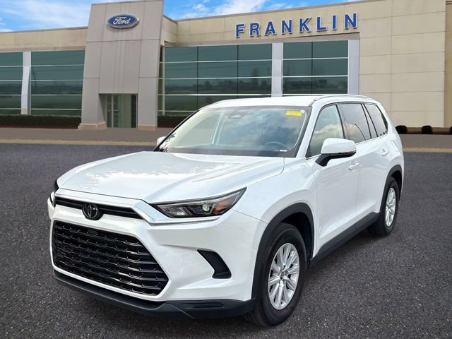 Used 2024 Toyota Grand Highlander AWD image 3