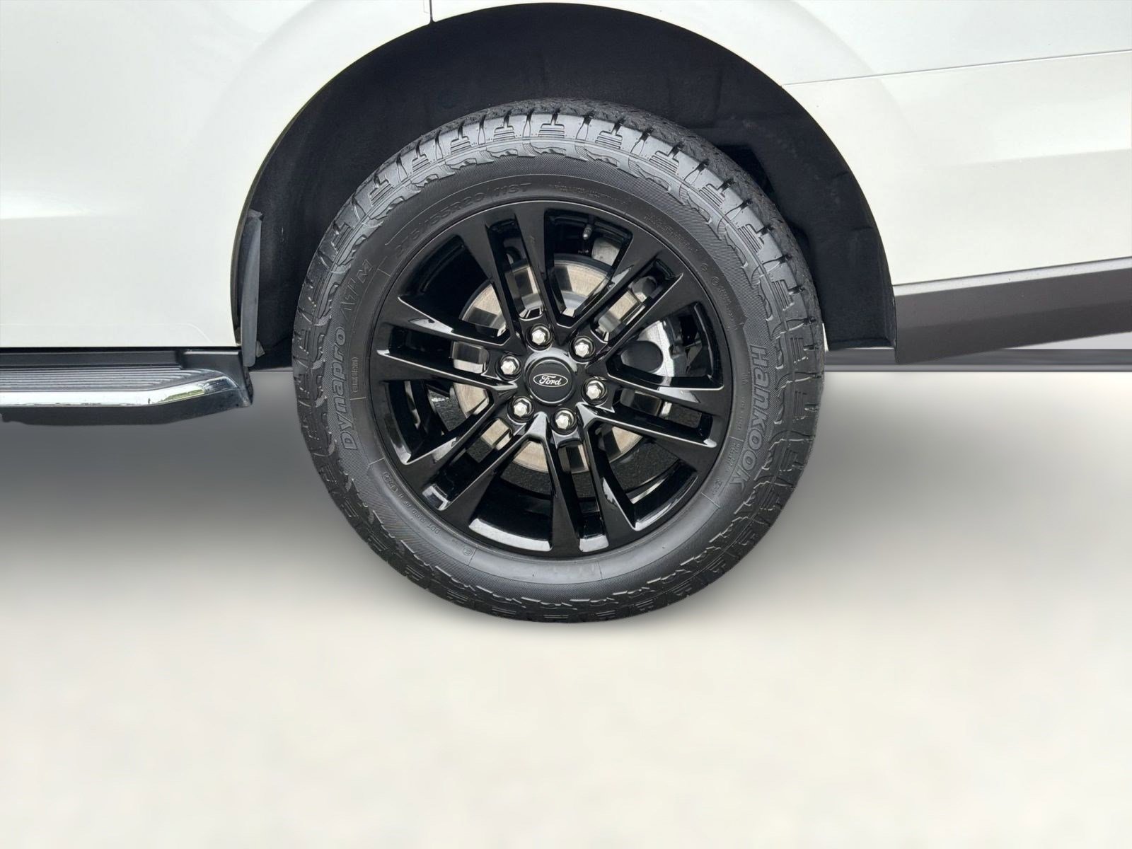 Certified 2023 Ford Expedition XLT RWD image 12