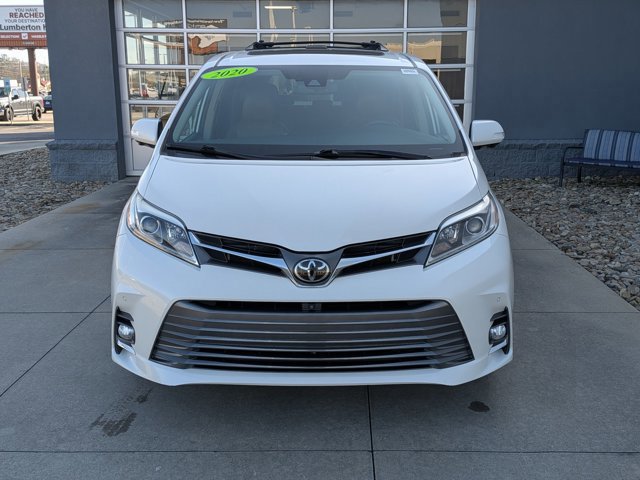 Used 2020 Toyota Sienna Limited Premium image 9