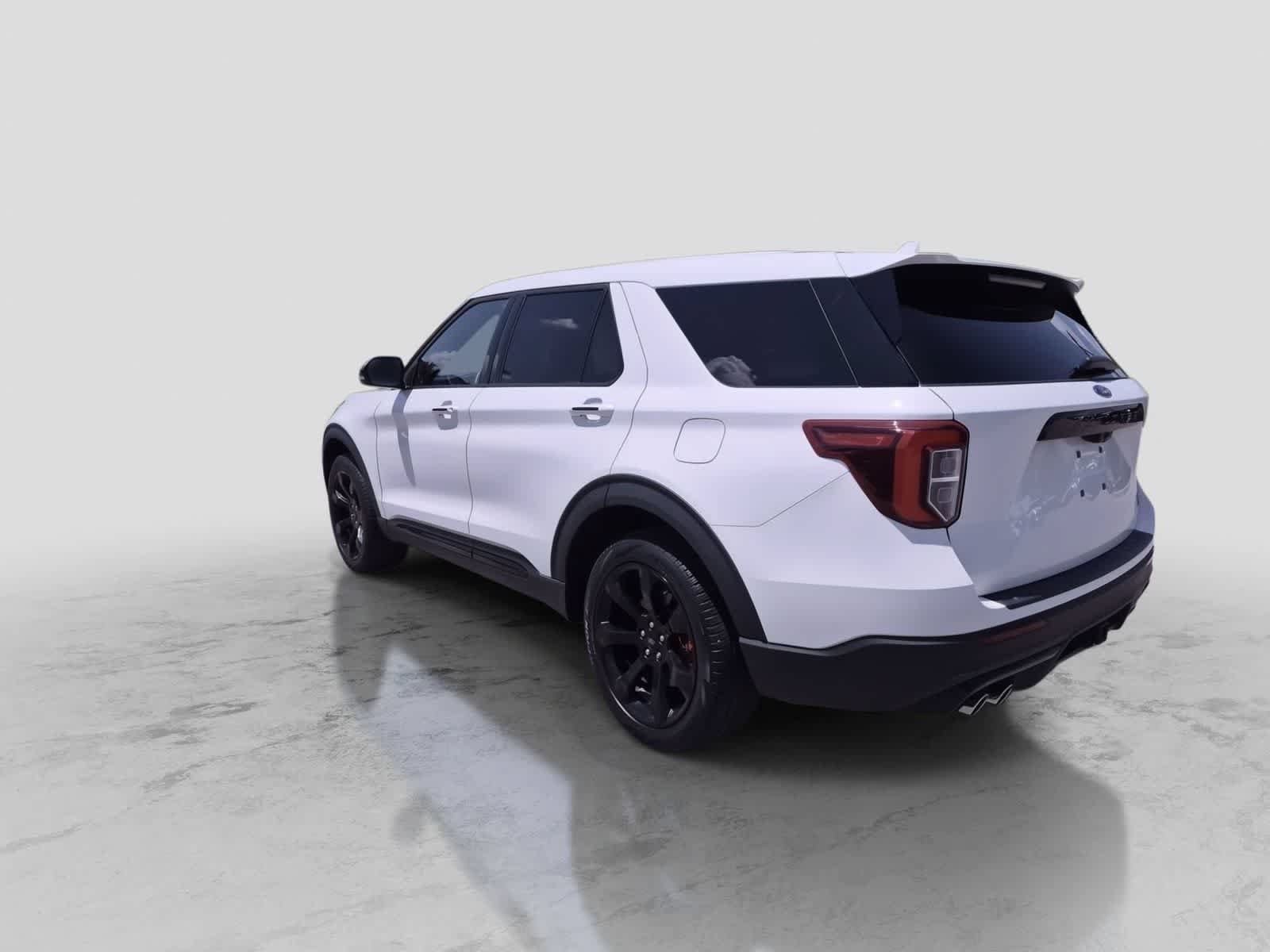 Certified 2022 Ford Explorer ST w/ Equipment Group 401A AWD/4WD image 6