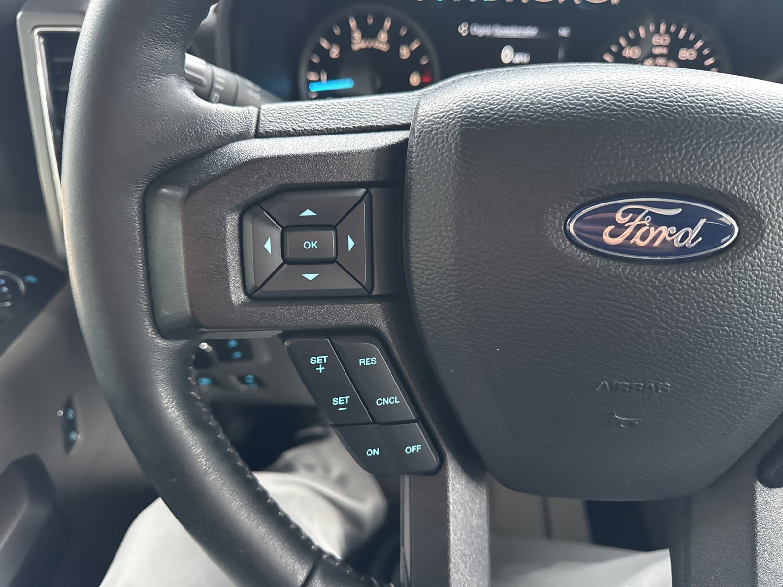 Certified 2019 Ford F150 XLT w/ Equipment Group 302A Luxury image 31