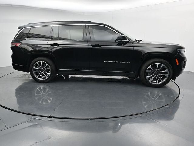 Used 2025 Jeep Grand Cherokee L Overland w/ Luxury Tech Group IV AWD/4WD image 12