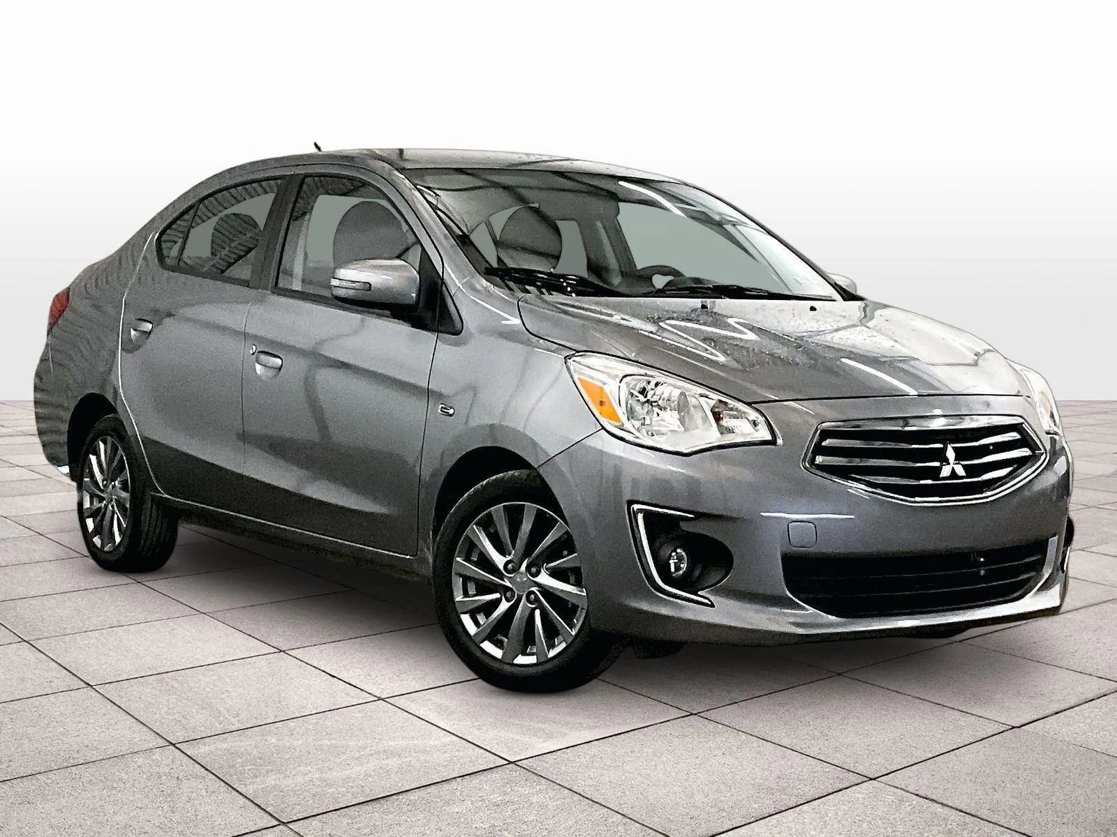 Used 2018 Mitsubishi Mirage G4 SE image 2