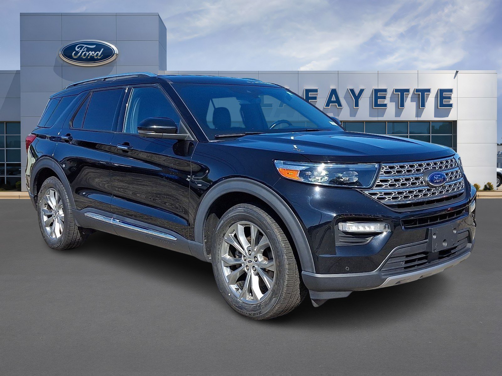 Certified 2020 Ford Explorer Limited AWD/4WD image 1