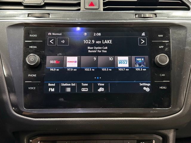 Used 2020 Volkswagen Tiguan SEL image 25