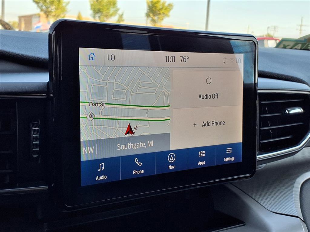 Certified 2023 Ford Explorer XLT w/ Equipment Group 202A image 15