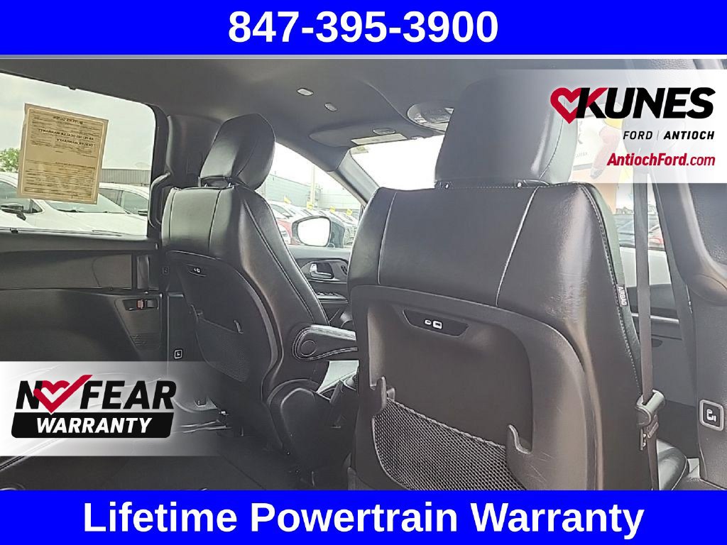 Used 2025 Chrysler Pacifica Select FWD image 48