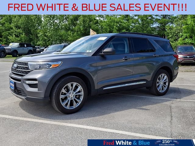Certified 2023 Ford Explorer XLT w/ Equipment Group 202A AWD/4WD image 5
