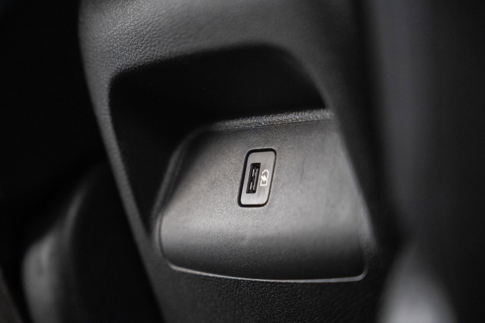 Used 2021 Nissan Sentra SV w/ Trunk Package FWD image 29