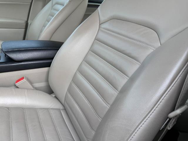Certified 2017 Ford Fusion SE FWD image 28
